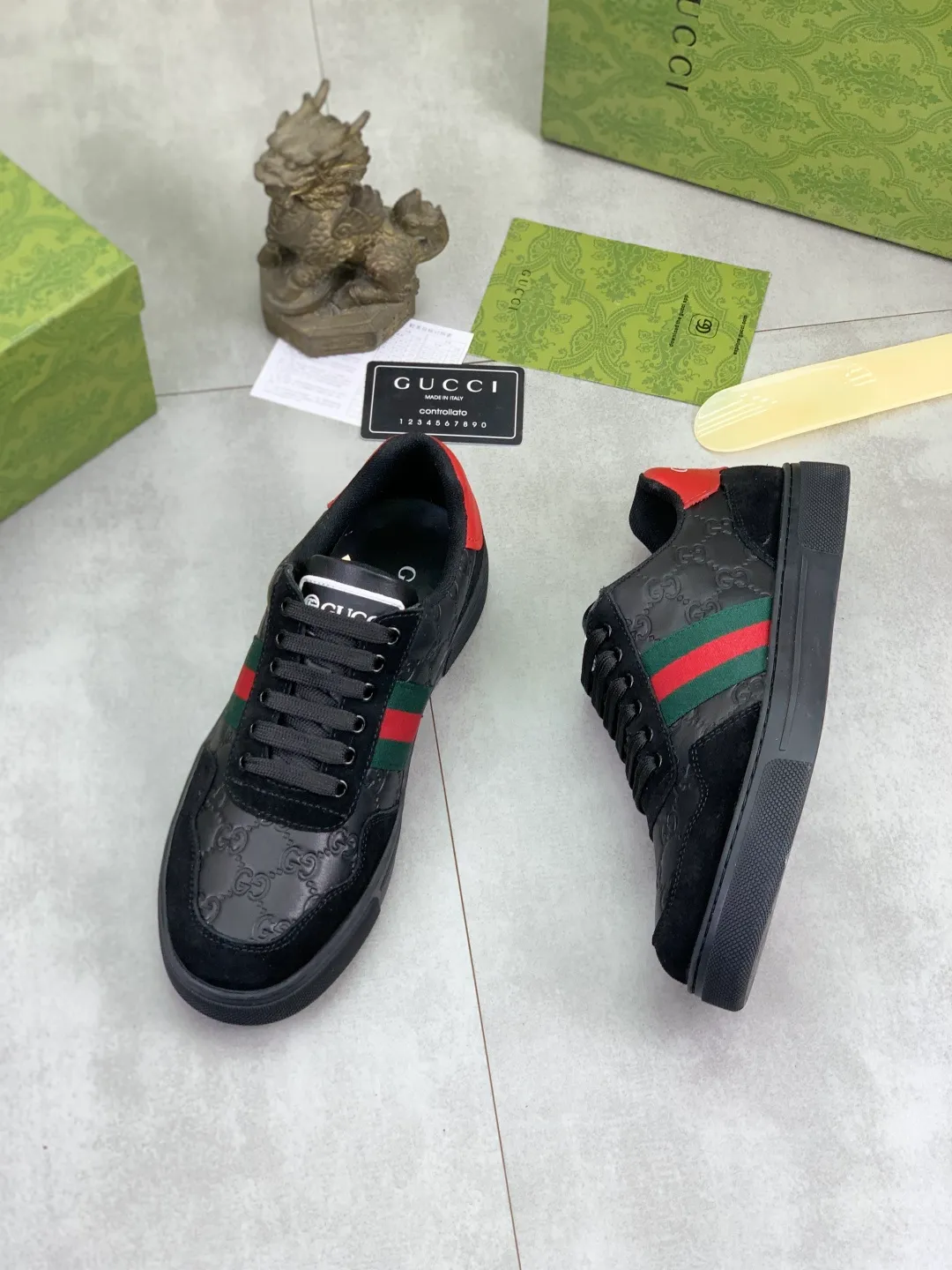 Men's men's shoes 💰P380💰【New model】🆘 The latest model from Gucci official website🎁Classic casual and fashionable men's shoes👟Best model💥The style is simple and elegant, exclusive for trendy men. Unique official website latest brand elements👑Gucci original decoration, fashionable and generous, the fabric is made of original soft calfskin➕Comfortable soft pigskin lining ✅The official website specifies wear-resistant rubber outsole_full of elasticity, classic model taken in real life🎬Color: 2️⃣colors available😍Number: 38-44